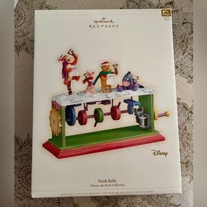 2006 Pooh Bells (QFM4486)